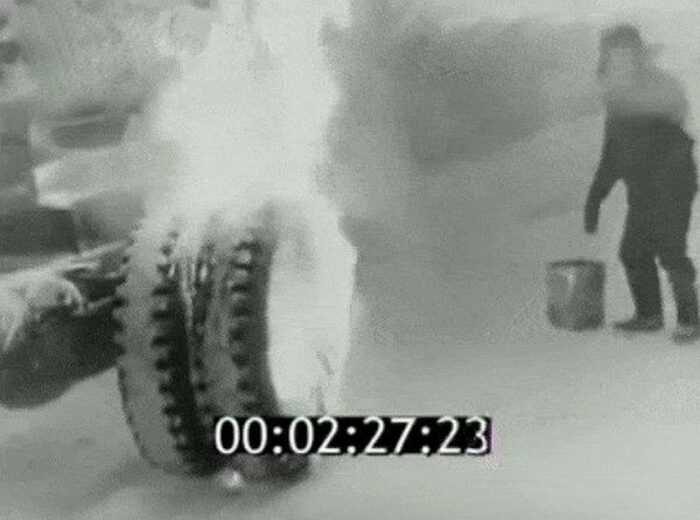Для чего советские водители поджигали покрышки своих авто?