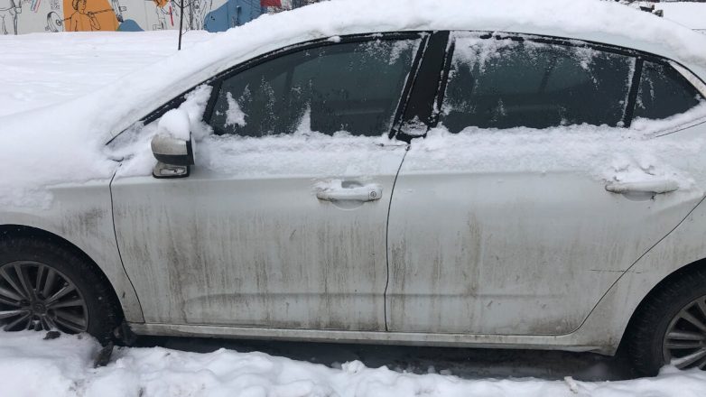 Как поступить, если замёрз замок в машине? Совет блогера