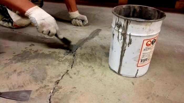 Как предотвратить появление сколов и трещин на верхнем слое бетона