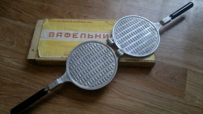9 советских кухонных «гаджетов», которыми хозяйки с удовольствием пользуются до сих пор