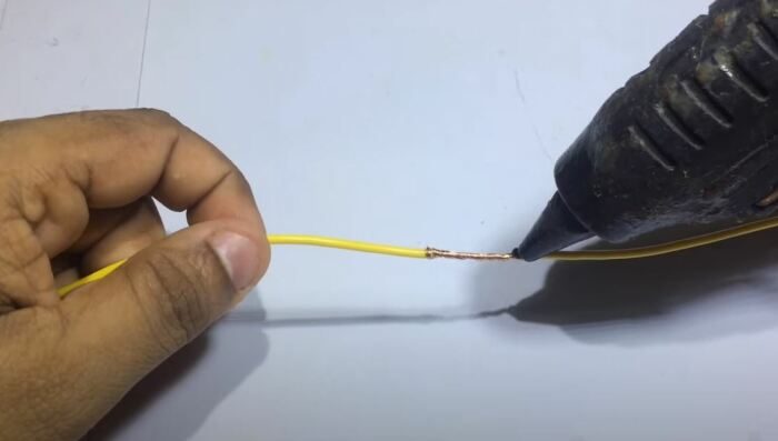 Как сделать скрутку проводов водонепроницаемой без использования изоленты