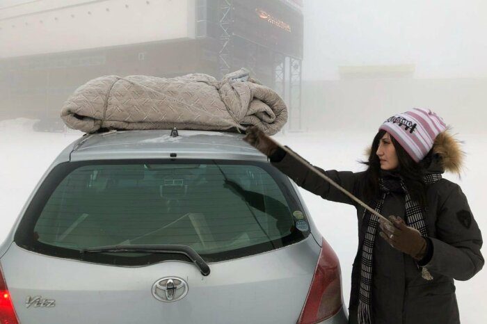 Якутские водители возят «ковры» зимой на своих авто — зачем они это делают?