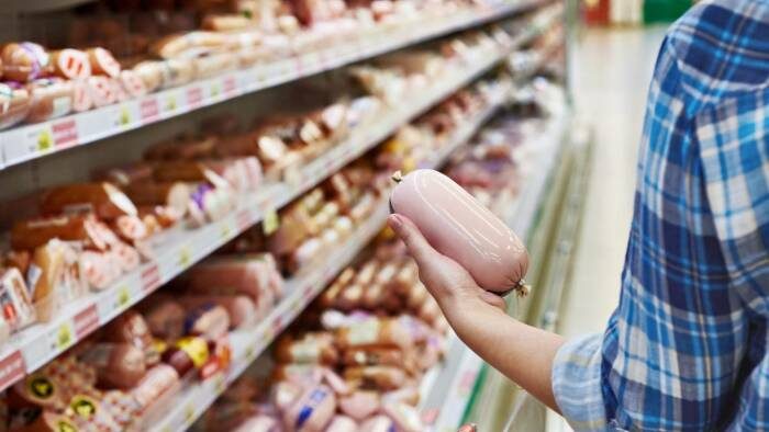 Как выбирать в магазине варёную колбасу