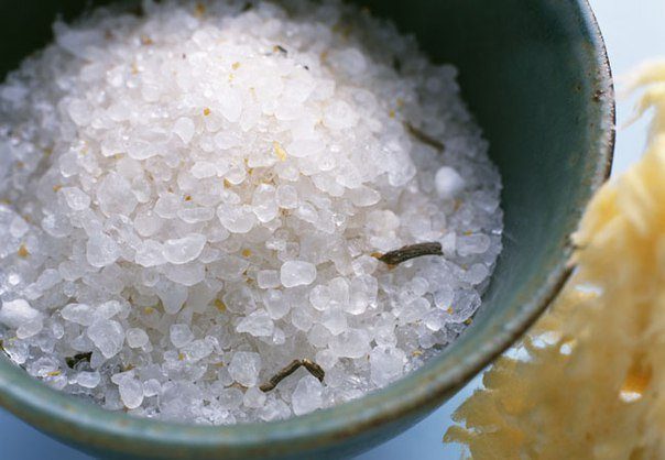 Избавляемся от невезения и проблем при помощи соли