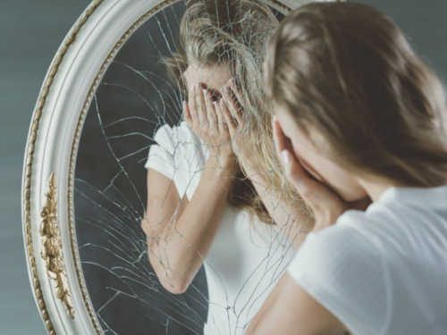 13 примет про разбитое зеркало