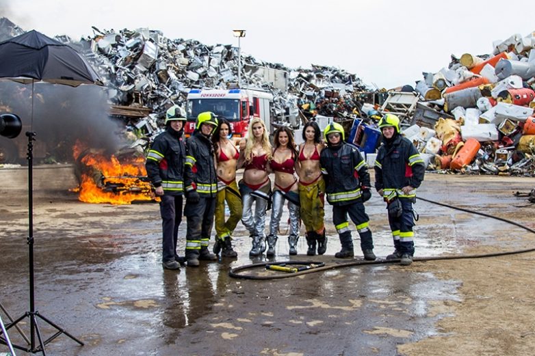 Горячие модели календаря пожарной службы