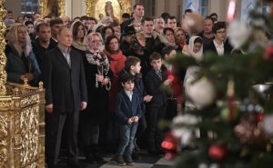 Президент Путин поздравил православных россиян с Рождеством Христовым
