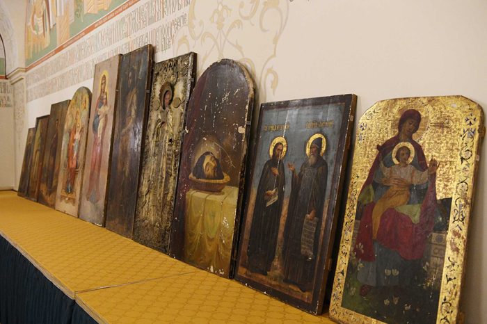 Старинные иконы, хранившиеся на Мосфильме, передали Церкви