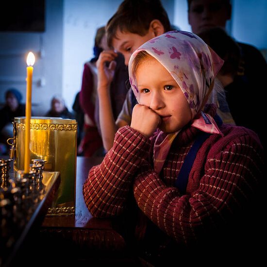 Литургия и дети: зачем каждое воскресенье приводить детей в храм?