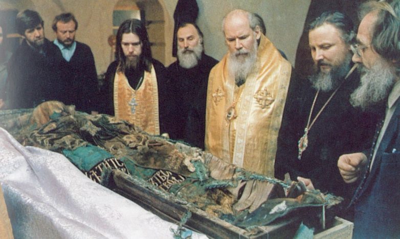 Обретение мощей патриарха Тихона: случай из жизни Тихона Шевкунова