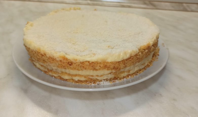 Нежный торт «Пломбир» без выпечки