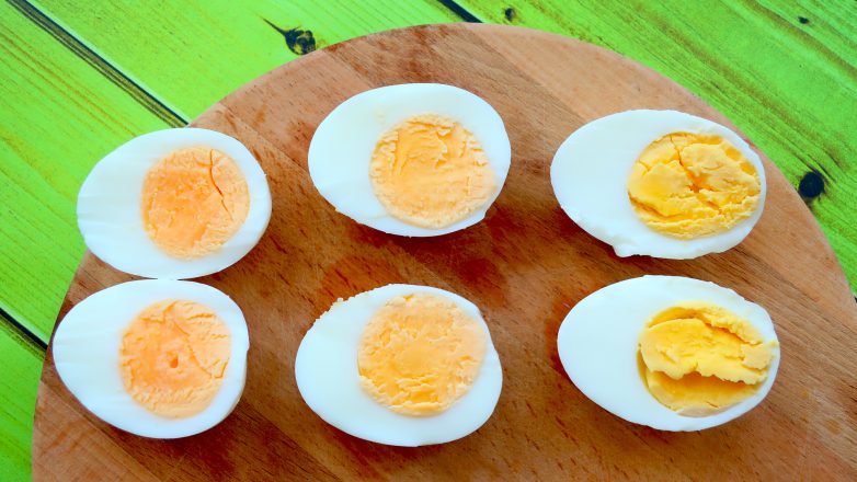 Как правильно сварить яйца?