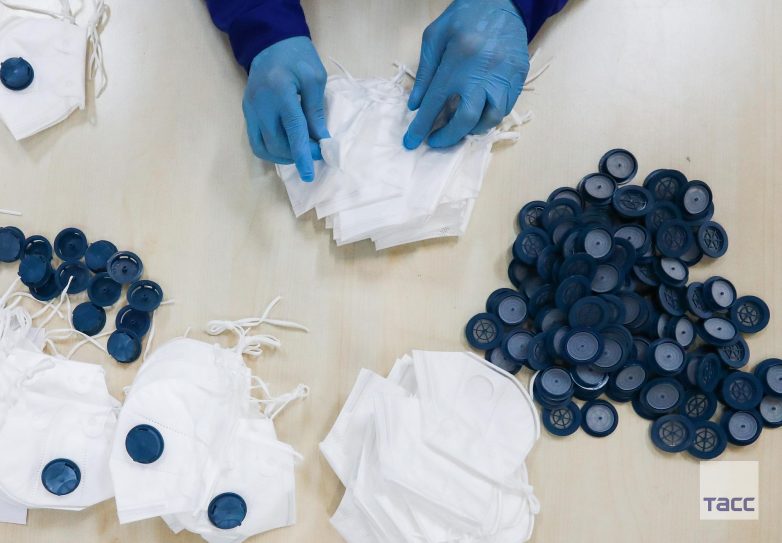 В России запускают массовое производство мембранного материала для масок от коронавируса