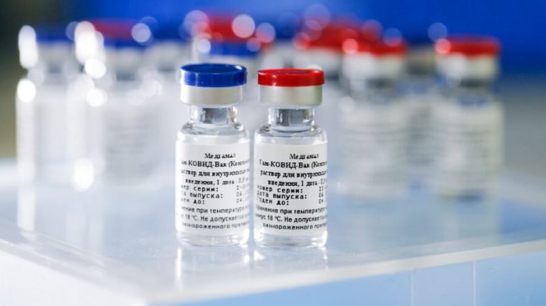 Израиль планирует купить 1,5 млн доз российской COVID-вакцины