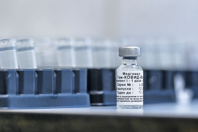 Назальная вакцина показала эффективность против омикрон-штамма