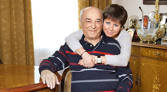 Жена 93-летнего Владимира Этуша: &quot;Строитель обманул нас, теперь мы с мужем - бездомные&quot;