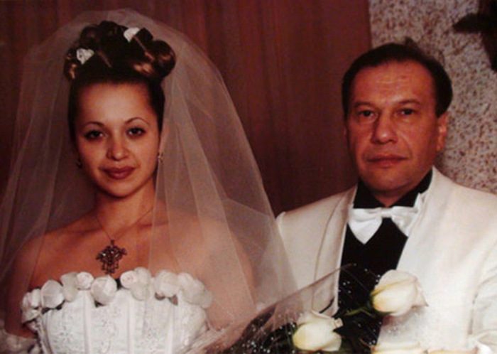 Экс-жена Виктора Батурина надеется на встречу с сыном