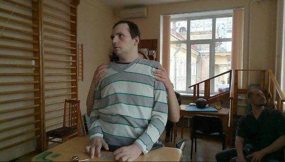 Как живёт актёр Алексей Янин после перенесенных в 2015 году инсульта и комы
