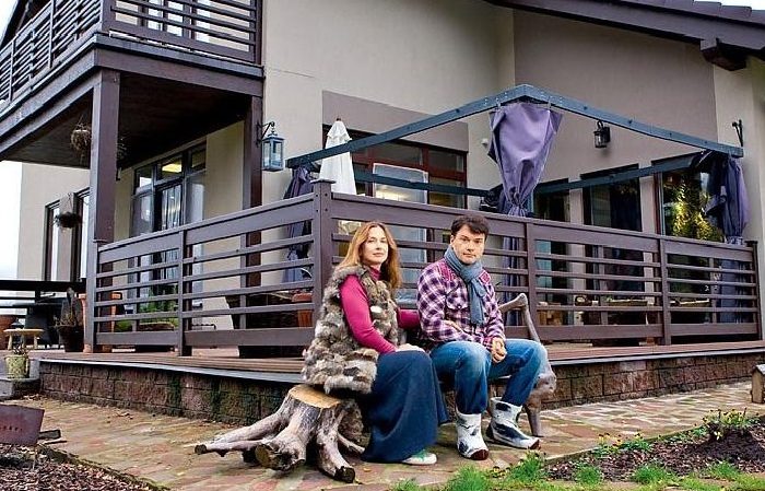 Как живётся семье Дятлова в «райском уголке», построенном в американском стиле