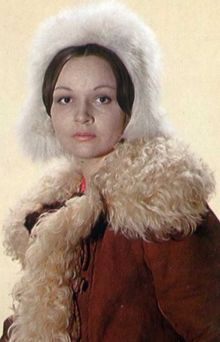 Актрисе Ирине Акуловой – 72