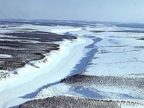 Сибирская воронка изнутри, М-зона и еще 5 самых загадочных мест России