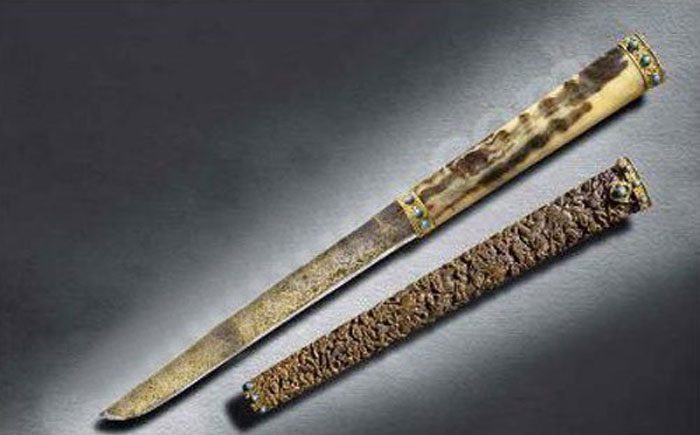 10 самых дорогих предметов средневекового оружия