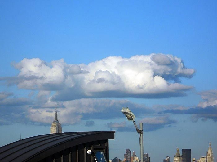Удивительные облака, принимающие невероятные формы