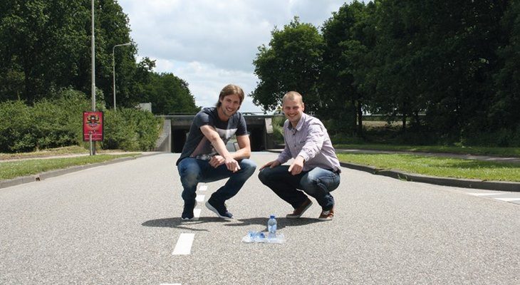 В Голландии начали строить «вечные» пластиковые дороги
