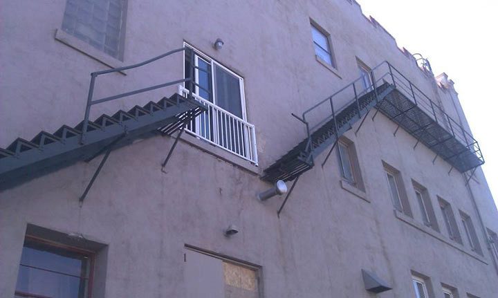 Лестницы – особый вид строительного облома