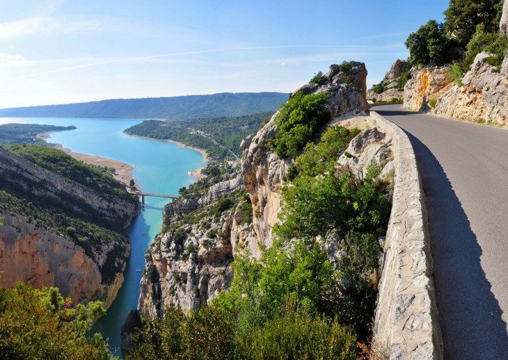 10 самых красивых дорог мира