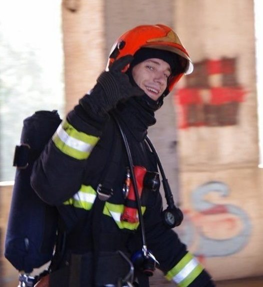 Пожарный-герой пожертвовал жизнью, чтобы спасти 6 человек