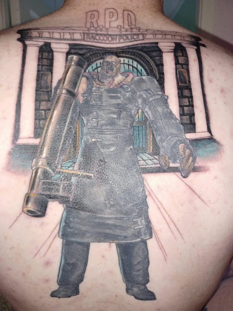 Татуировки, целесообразность создания которых сложно объяснит