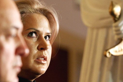 Евгения Васильева проводила сделки по директивам министра Сердюкова, заявил адвокат
