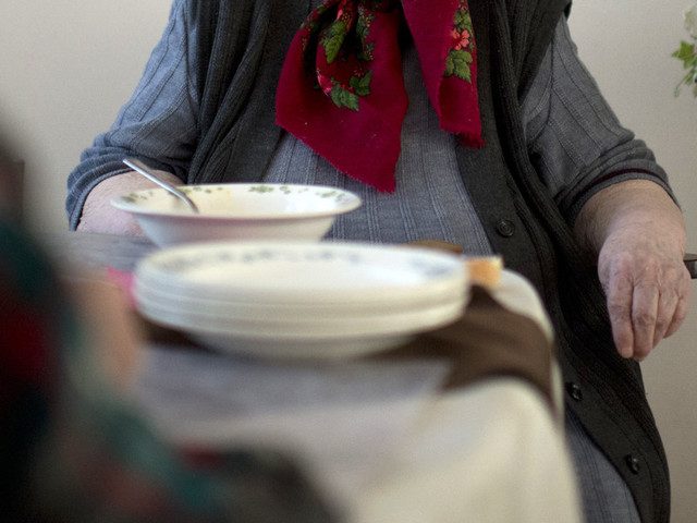 Прокуратура нашла массовые нарушения в якутском доме престарелых
