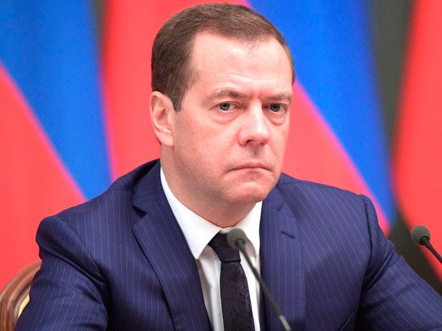 Фонд Навального опубликовал расследование об усадьбах, яхтах и виноградниках Медведева