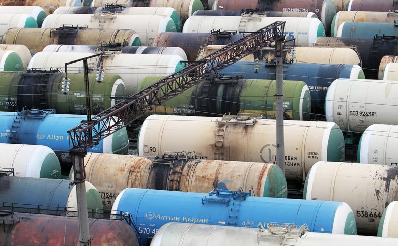 СМИ узнали о «контрабандистском» маршруте поставок нефти из России в КНДР