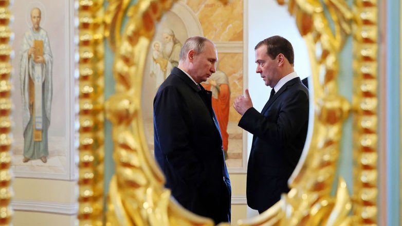 Медведев остаётся на второй срок?