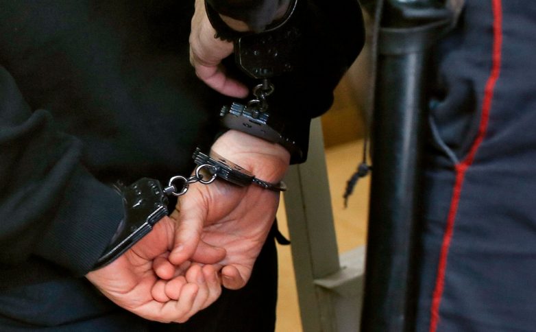 Менеджер Росавиации арестован за взятку от главы авиакомпании iFly