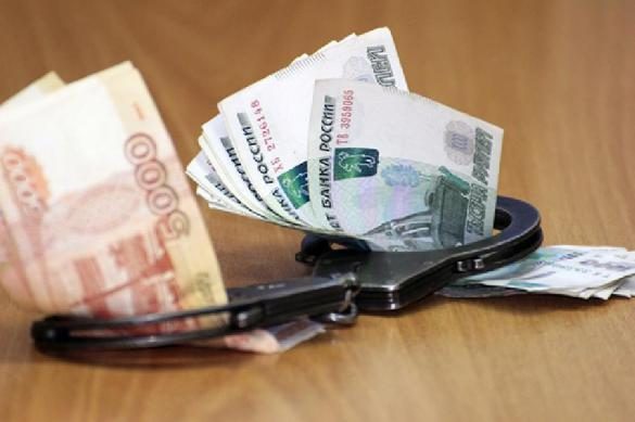 Красноярские чиновницы разворовали подарки и деньги ветеранов