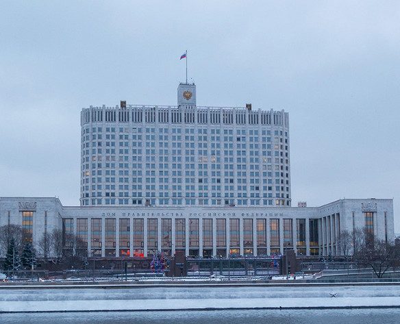 Правительство России поддержало законопроекты о фейковых новостях и неуважении к власти