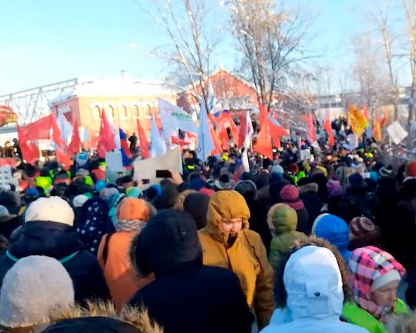 В четырех десятках городов России прошли протесты против «мусорной реформы»
