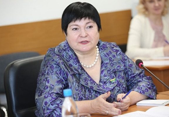 Екатеринбургский депутат городской думы предложила отменить бесплатное питание в школах