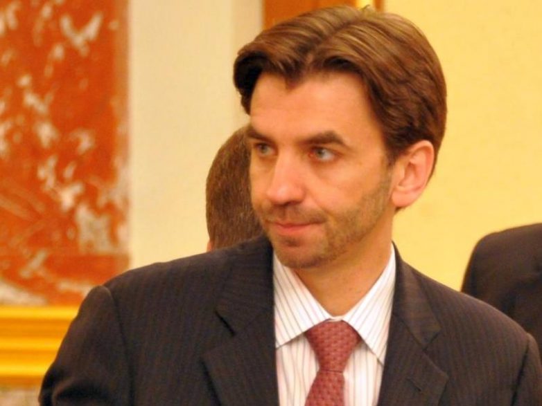 Почему экс-министр Михаил Абызов покинул Россию?