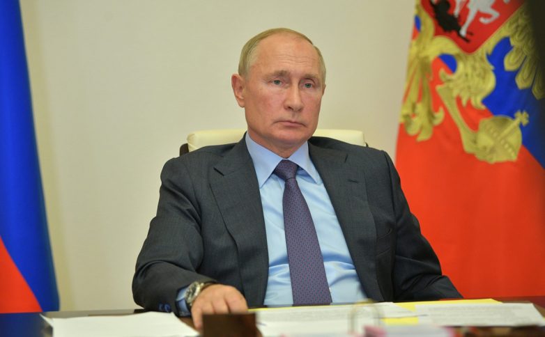 Путин внес в Думу поправки о пожизненном сенаторстве для экс-президента
