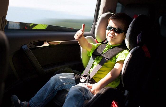 5 самых частых уловок недобросовестных инспекторов ДПС для водителей с детьми