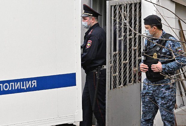 Прошли обыски у участников азербайджанской мафии в Петербурге