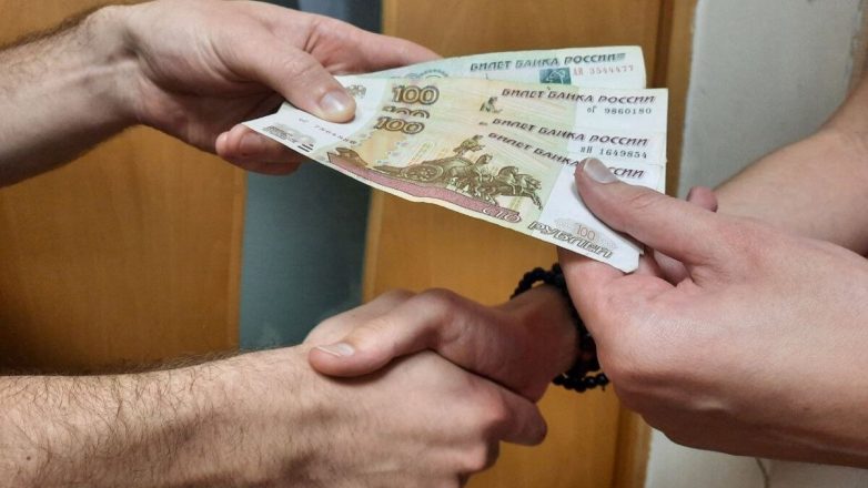 Суд взыскал более 580 тысяч рублей с клуба «Мутабор»