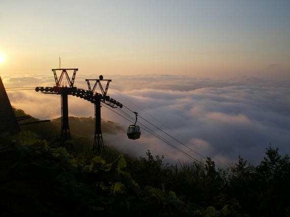 7 метров над уровнем неба: японская терраса, взмывшая над облаками