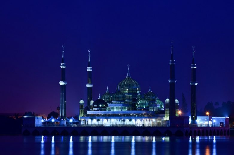 Жемчужина Малайзии: Кристальная мечеть в Теренггане