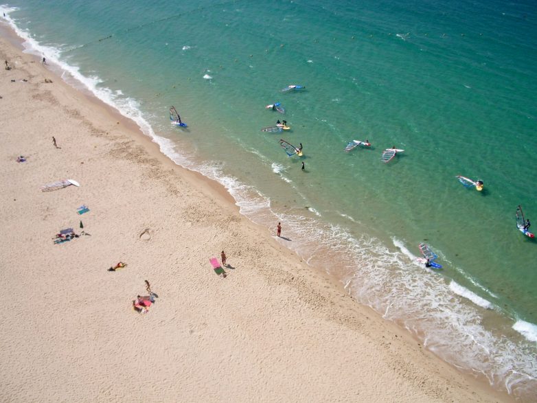 7 испанских пляжей для спокойного отдыха